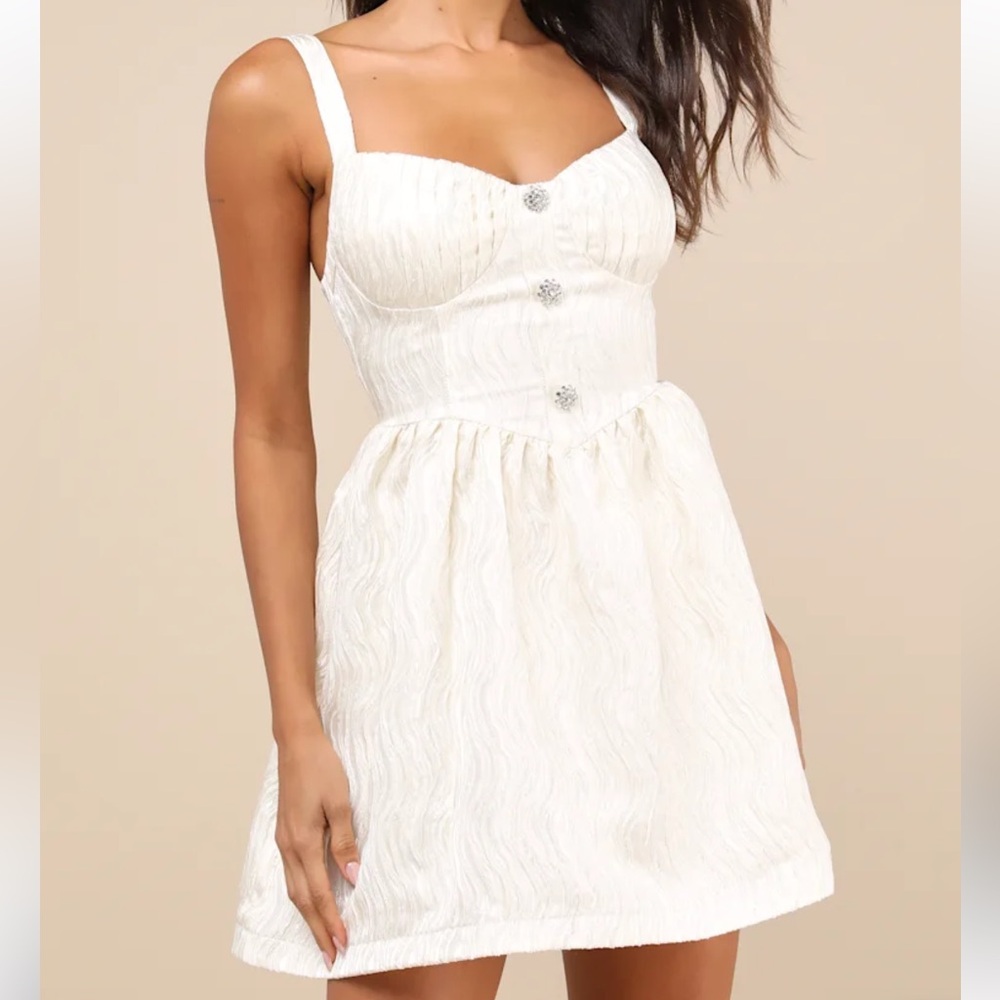 NWT Lulus Charmingly Precious Cream Pleated Textured Bustier Mini Dress medium